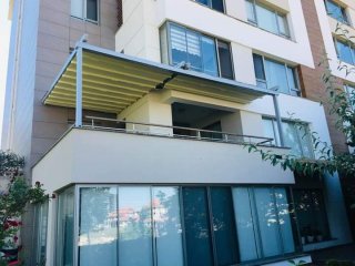 Otomotik tente kumandalı pergule